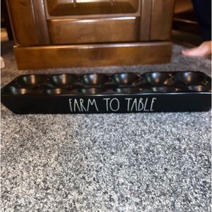 New- Rae Dunn ‘Farm to table’ porcelain egg crate